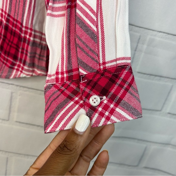 Rails Hunter Button Down Shirt size medium - Picture 10 of 11